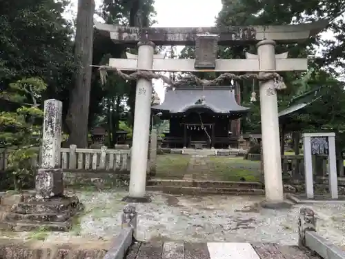 天照玉命神社の鳥居