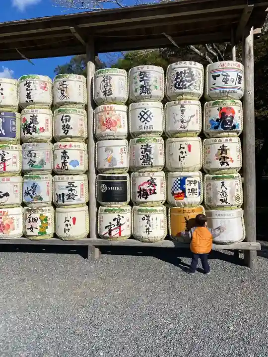 伊勢神宮内宮(皇大神宮)の{uncategorized: "未分類", other: "その他", undefined: "問題あり", building: "その他建物", grave: "お墓", sacred_gate: "鳥居", guardian: "狛犬", statue: "像", buddha: "仏像", history: "歴史", nature: "自然", garden: "庭園", animal: "動物", pagoda: "塔", temizu: "手水舎", mountain_gate: "山門・神門", sanctuary: "本殿・本堂", subordinate: "末社・摂社", art: "芸術", scenery: "景色", jizo: "地蔵", ema: "絵馬", goshuin: "御朱印", omikuji: "おみくじ", items: "授与品その他", amulet: "お守り", goshuincho: "御朱印帳", eats: "食事", festival: "お祭り", votive_dance: "神楽", shichigosan: "七五三参", wedding: "結婚式", experience: "体験その他", initially: "初詣", around: "周辺", anti_infection: "感染症対策"}