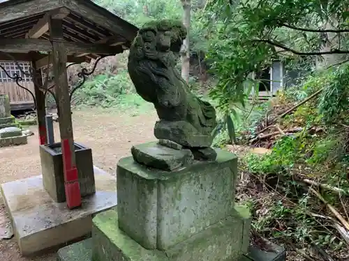 十二所神社の狛犬