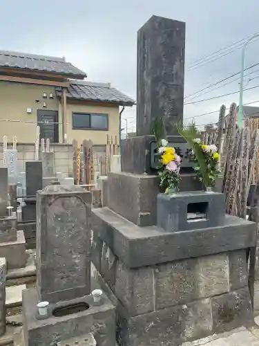 龍谷寺の{uncategorized: "未分類", other: "その他", undefined: "問題あり", building: "その他建物", grave: "お墓", sacred_gate: "鳥居", guardian: "狛犬", statue: "像", buddha: "仏像", history: "歴史", nature: "自然", garden: "庭園", animal: "動物", pagoda: "塔", temizu: "手水舎", mountain_gate: "山門・神門", sanctuary: "本殿・本堂", subordinate: "末社・摂社", art: "芸術", scenery: "景色", jizo: "地蔵", ema: "絵馬", goshuin: "御朱印", omikuji: "おみくじ", items: "授与品その他", amulet: "お守り", goshuincho: "御朱印帳", eats: "食事", festival: "お祭り", votive_dance: "神楽", shichigosan: "七五三参", wedding: "結婚式", experience: "体験その他", initially: "初詣", around: "周辺", anti_infection: "感染症対策"}