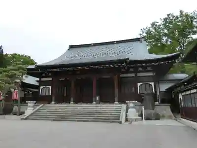 洞雲寺の本殿・本堂