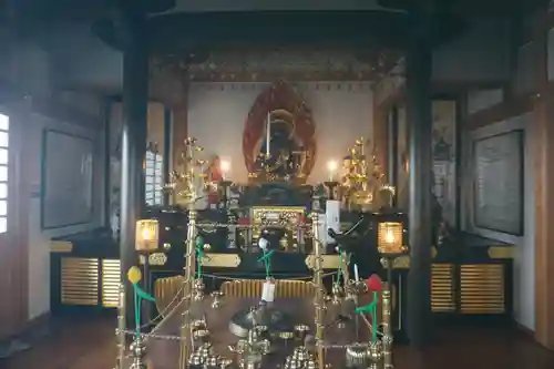 東覚寺の本殿・本堂