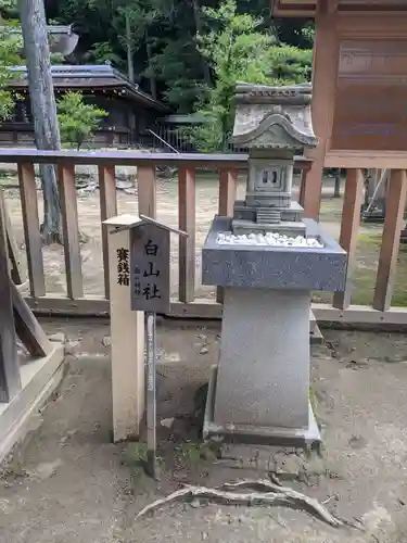 武田神社の末社