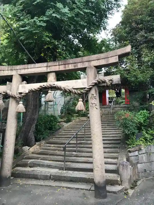 生根神社の鳥居
