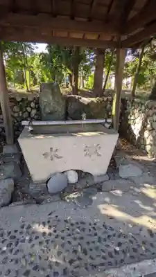 八幡社(石清水八幡宮)の手水舎