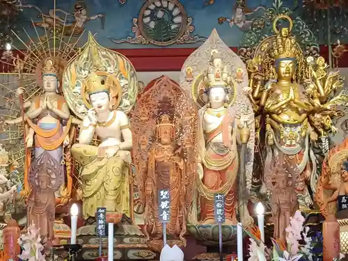 鳥居観音(埼玉県)