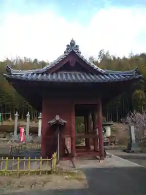 駕龍寺の山門・神門