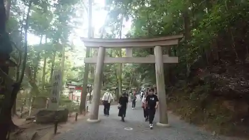 狭井坐大神荒魂神社(狭井神社)(奈良県)