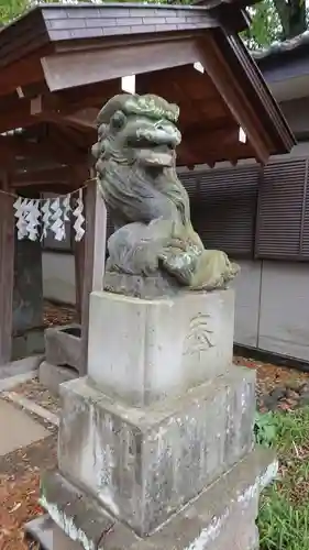 虎狛神社の狛犬