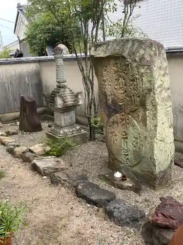 来迎寺(物集女来迎寺)の塔