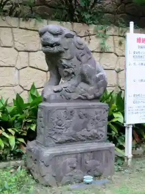瀧泉寺(目黒不動尊)の狛犬