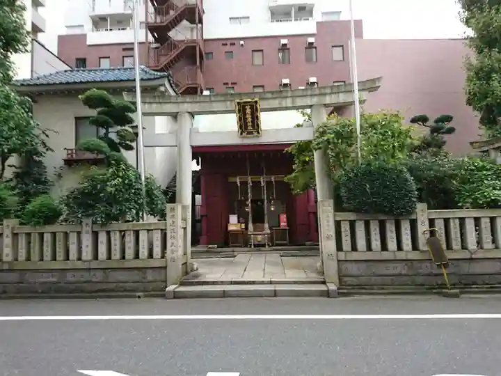 笠間稲荷神社 東京別社の鳥居