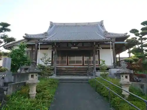 生蓮寺の本殿・本堂