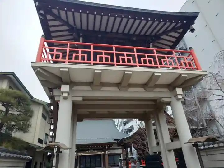 寶藏寺(成田不動尊) の山門・神門