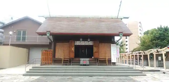鶴見神社の本殿・本堂