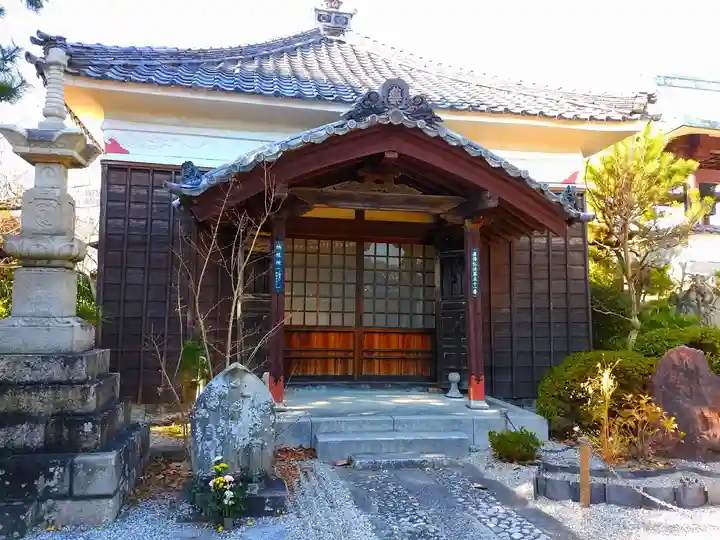 西岸寺の末社・摂社