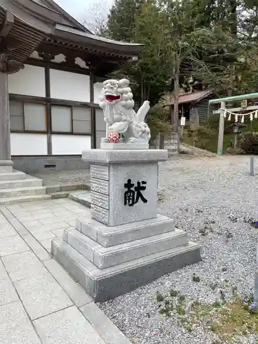 高穂神社の狛犬