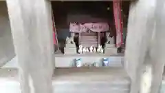 稲荷神社の本殿