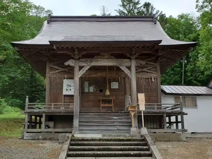 雨紛神社の本殿・本堂