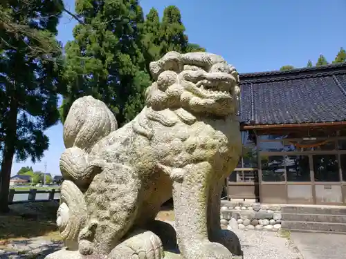 春日神社の狛犬