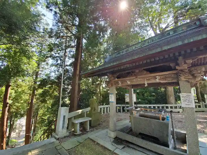 安達太良神社の手水舎
