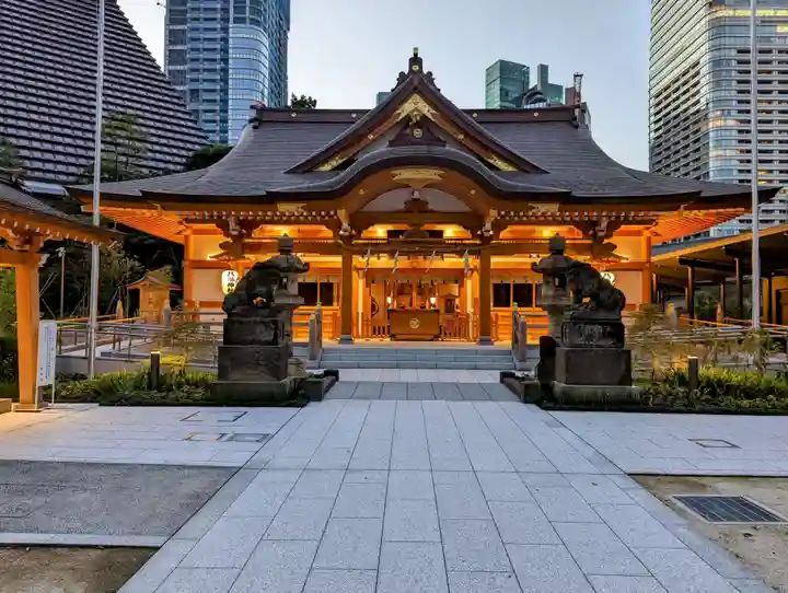 西久保八幡神社の本殿・本堂