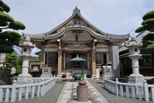 法住寺の本殿・本堂