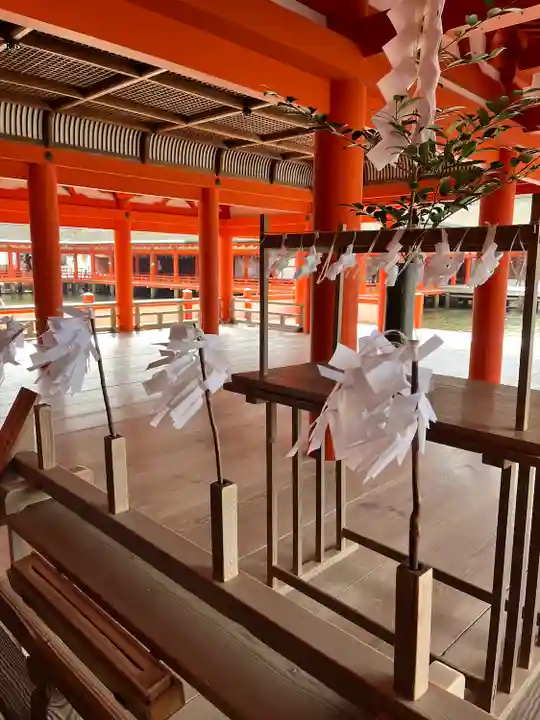 厳島神社(広島県)