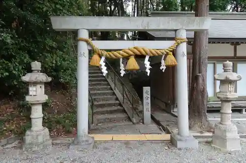 小野原春日神社の末社