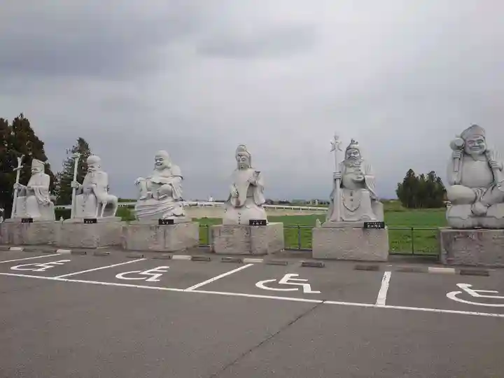 前橋厄除大師 蓮花院の像