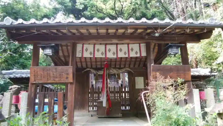磐手杜神社の本殿・本堂