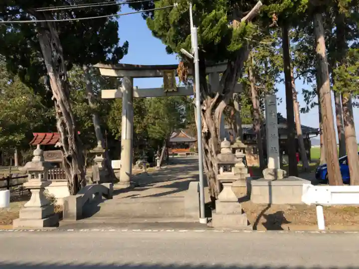 二ノ宮神社の鳥居
