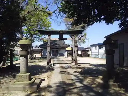 東越谷香取神社の鳥居