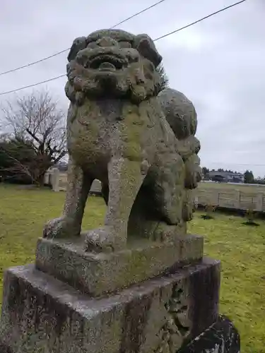 戸出神社の狛犬