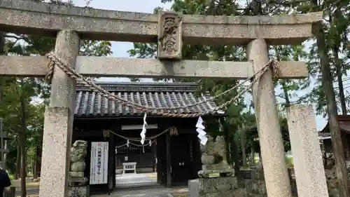 八幡神社の鳥居