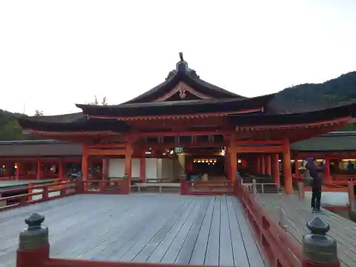 厳島神社(広島県)