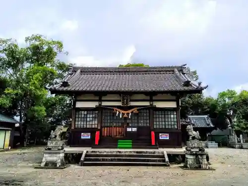 八幡宮の本殿