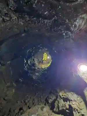 無戸室浅間神社(船津胎内神社)(山梨県)