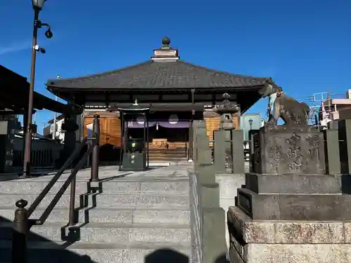 成田山　薬師堂（旧本堂）の本殿・本堂