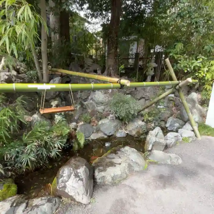 白笹稲荷神社の{uncategorized: "未分類", other: "その他", undefined: "問題あり", building: "その他建物", grave: "お墓", sacred_gate: "鳥居", guardian: "狛犬", statue: "像", buddha: "仏像", history: "歴史", nature: "自然", garden: "庭園", animal: "動物", pagoda: "塔", temizu: "手水舎", mountain_gate: "山門・神門", sanctuary: "本殿・本堂", subordinate: "末社・摂社", art: "芸術", scenery: "景色", jizo: "地蔵", ema: "絵馬", goshuin: "御朱印", omikuji: "おみくじ", items: "授与品その他", amulet: "お守り", goshuincho: "御朱印帳", eats: "食事", festival: "お祭り", votive_dance: "神楽", shichigosan: "七五三参", wedding: "結婚式", experience: "体験その他", initially: "初詣", around: "周辺", anti_infection: "感染症対策"}