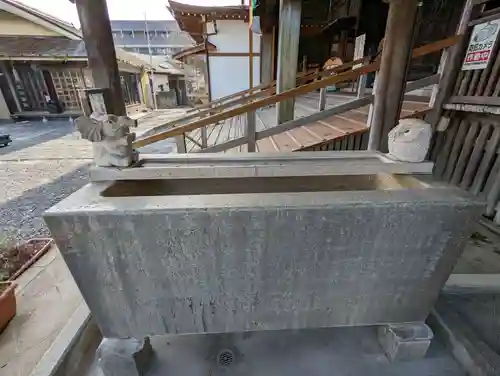 弘明寺の手水舎