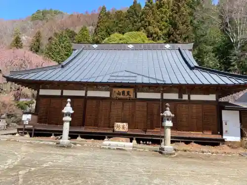 栖雲寺の本殿・本堂