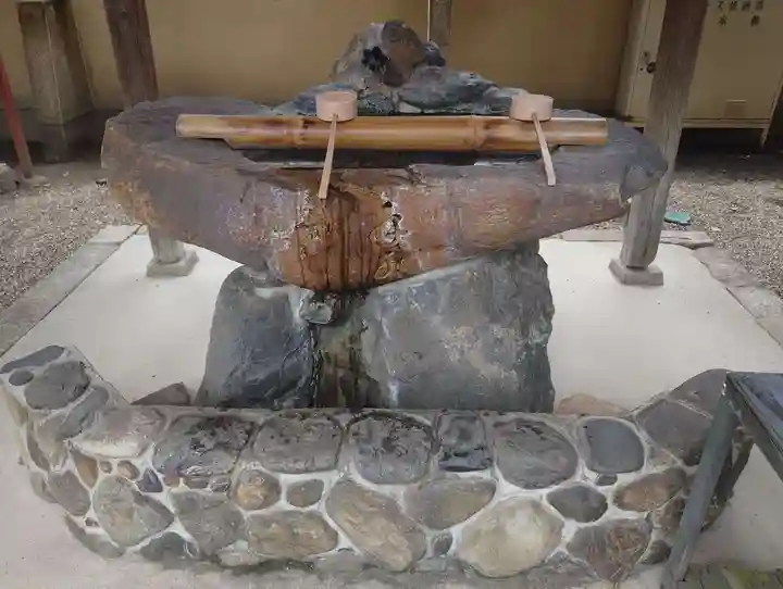 率川神社(大神神社摂社)(奈良県)