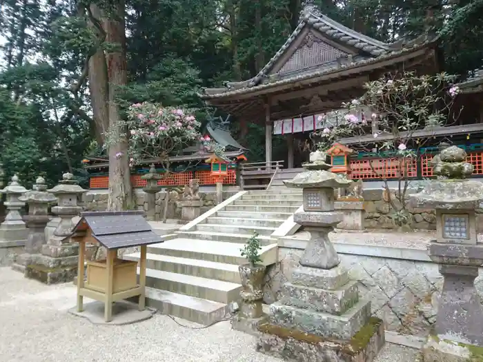 都祁山口神社の建物その他