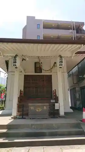 妻戀神社の本殿・本堂