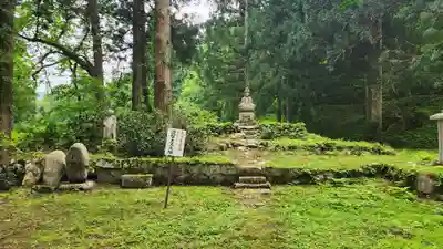 大日寺跡湯殿山神社(山形県)