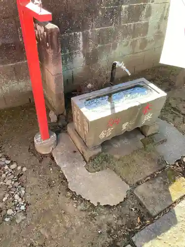 出世稲荷神社の手水舎