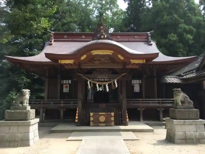 素鵞神社の本殿・本堂