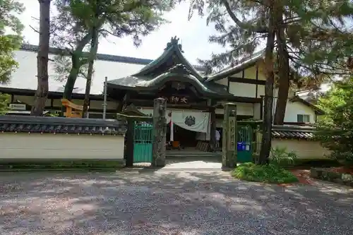 大神教本院のその他建物