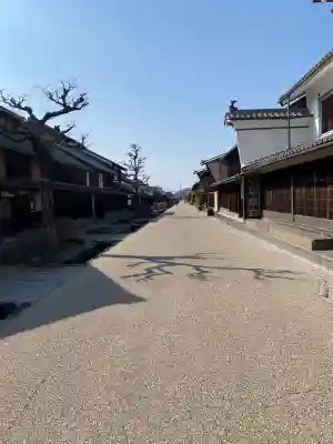白鳥神社の{uncategorized: "未分類", other: "その他", undefined: "問題あり", building: "その他建物", grave: "お墓", sacred_gate: "鳥居", guardian: "狛犬", statue: "像", buddha: "仏像", history: "歴史", nature: "自然", garden: "庭園", animal: "動物", pagoda: "塔", temizu: "手水舎", mountain_gate: "山門・神門", sanctuary: "本殿・本堂", subordinate: "末社・摂社", art: "芸術", scenery: "景色", jizo: "地蔵", ema: "絵馬", goshuin: "御朱印", omikuji: "おみくじ", items: "授与品その他", amulet: "お守り", goshuincho: "御朱印帳", eats: "食事", festival: "お祭り", votive_dance: "神楽", shichigosan: "七五三参", wedding: "結婚式", experience: "体験その他", initially: "初詣", around: "周辺", anti_infection: "感染症対策"}